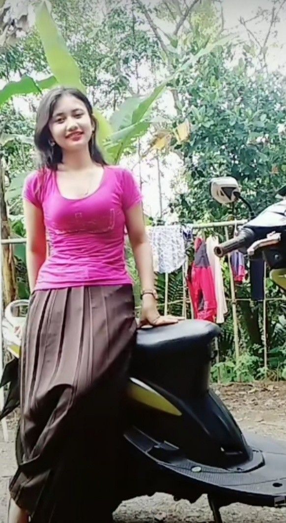 Viral Terbaru 2025 Terbaik 10 Video Wiwik Fyp Baju Dinas Merah Gemoy Paha Tompelen Tenggelam Dalam Hasrat One For All Indonesia Trending Official Abg SMP