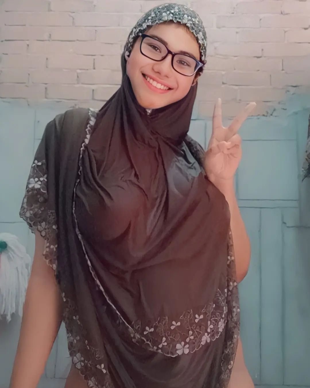 20 Bök3p Viral Indo on Social Media in 2026 Kacamata Mukenah Hitam Ukhti Masih Orisinil Belajar Bareng Om Agar Bispaaak Wiwik of All Time Trending