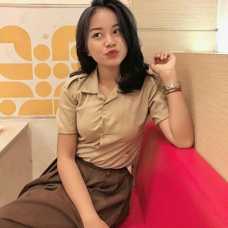 Latest Hits SMA Viral Pramuka Indonesia Degupan Panas Direktur Bohay Keluarga Yvon