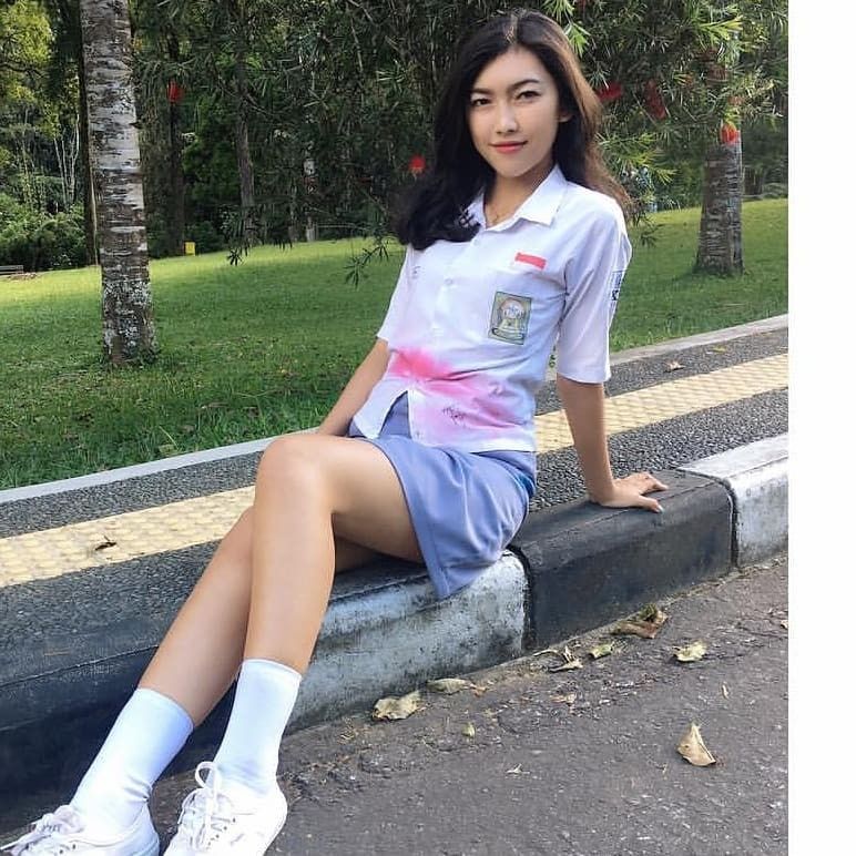 Video Terbaru Viral 2025 Indonesia Tatapan Membara, Hasrat Tak Terbendung Sma Wiwik Top Global